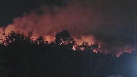 泰國森林大火　起火點在山頭消防員無計可施