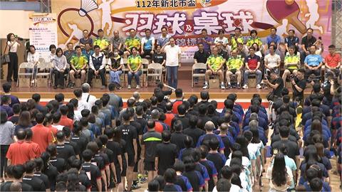 侯友宜赴「昌館遊行」慘被狂噓！她譏：若侯「這樣說」台下一定歡聲雷動