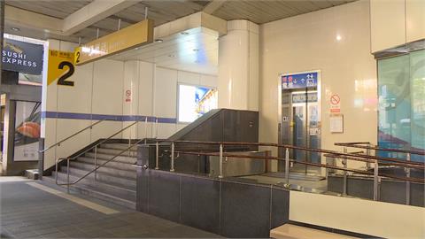 葫洲捷運站「電梯下墜」　民眾受困直呼「要去收驚」