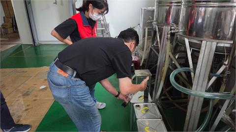 70年老字號「黑麻油」致癌物苯駢芘超標！聖德科斯預防性下架、退費方式一次看