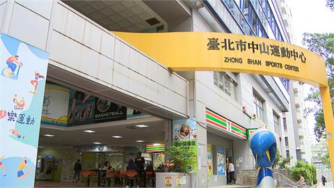 運動中心掛"中國選手"照片遭批　體育局澄清：和國際品牌合作