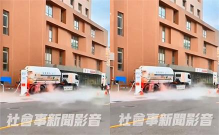 快新聞／液化氧載運車停院外狂冒煙霧　烏日林新醫院說明了