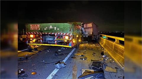 台84線麻豆段連環車禍! 3車追撞1人"噴飛橋下"身亡