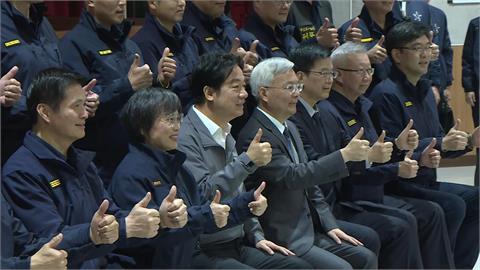 春節連假慰勉警察.醫護 賴總統:提升加給幫加薪