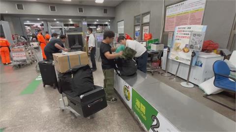 出國旅遊小心！　海關加強搜查行李提袋　嚴防「非洲豬瘟」入侵境內