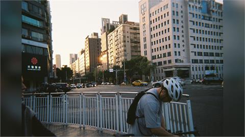 全球城市月薪排名出爐！日內瓦7984美元奪冠　台北超車北京、上海