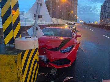 快新聞／女向友人借千萬超跑自撞車頭全毀　案情逆轉「竟是頂罪」