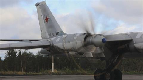 俄國國防部公布圖95MS　核能戰略轟炸機飛行畫面
