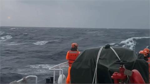 快新聞／F-16夜訓失事！國軍海巡持續搜救中　管碧玲喊話：沒有放棄