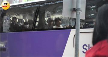 經典賽倒數1／中華隊閉門練習賽後放鬆　高志綱嗑完美食被粉絲包圍