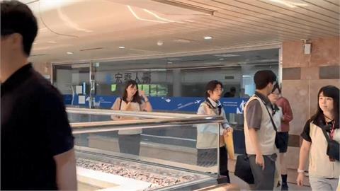 獨家畫面！宏泰人壽不動產處遭搜索帶回訊問中　集團董座林鴻南等逾10人被約談