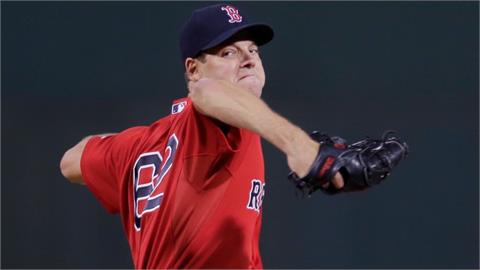 MLB(影)／比肩鈴木一朗!　45歲老將左投將為皇家出賽力拚大聯盟紀錄