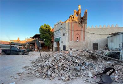 快新聞／摩洛哥強震至少632死　世界遺產舊城區清真寺倒塌壓垮汽車