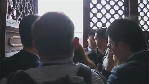 川習遊天壇美媒竟被關「小黑屋」 美國記者怒轟:難以置信