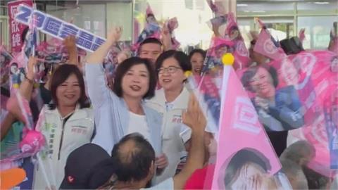 何欣純搭上「洋流」人氣爆棚　總部辦２９區後援會授旗儀式