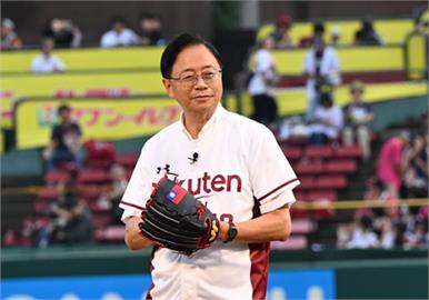 張善政受邀前往日本宮城縣　擔任日職棒樂天金鷲開球嘉賓