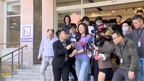 傳盧秀燕軍購路線不同調 鄭麗文連2天宴請藍委「盯哨」?