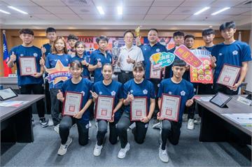 台灣首座U17合球世界盃冠軍　南崁高中、中大壢中為國爭光