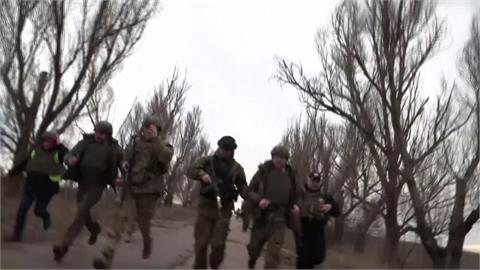 烏東地區砲火連連 烏克蘭政府軍2死4傷