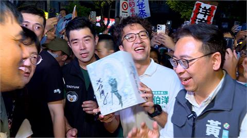 中壢夜市颳「洋流」　沈伯洋力挺黃世杰　張惇涵也現身輔選
