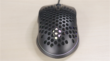 可拆開清洗的 Anacomda Black Hole RGB 滑鼠使用心得