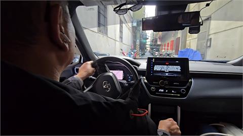 你敢挑戰嗎？　網紅開車挑戰三重「地獄級窄巷」