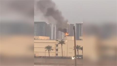 疑遭伊朗攻擊！美國駐伊拉克使館直升機坪被擊中竄濃煙