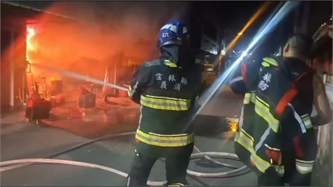 雲林斗六暗夜火警燒兩戶　住戶睡夢中驚醒從後門緊急逃生