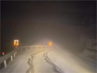 大陸冷氣團南下開始降溫　合歡山降雪飄冰霰