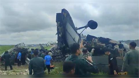 快新聞／傷亡不明！印度空軍輸機爆「降落失敗墜毀」　起火燃燒畫面曝