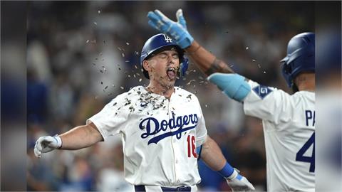 MLB(影)／威爾史密斯右手被擊中退場！X光檢查陰性道奇球迷捏把冷汗