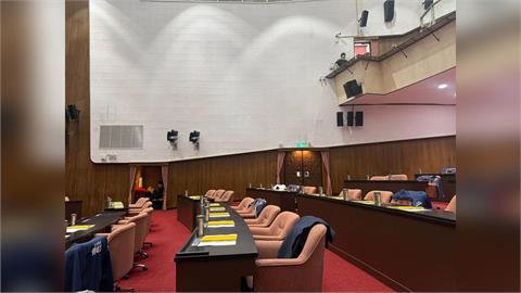 快新聞／立法院開議了！卓揆登台施政報告　陳培瑜無奈嘆：藍白立委全沒來