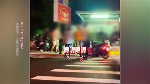 不滿路被擋！外送員出聲提醒「反遭毆」　火爆衝突曝光