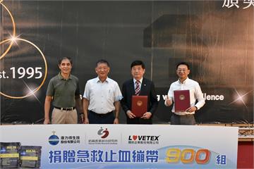 台灣推動緊急救護工作30年　消防署99救護日表揚績優人員