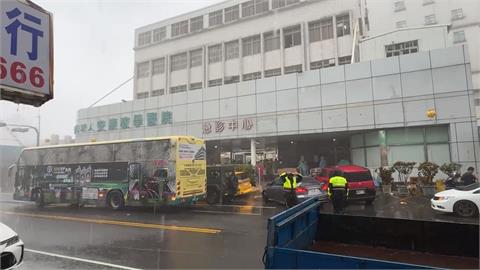 屏東安泰醫院惡火9死「警報器竟沒響」　消防局長回應了