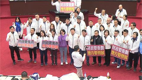 財劃法「分母搞錯」大翻車　網酸藍委：越修越少
