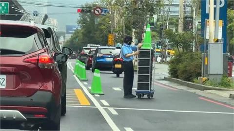 台中百貨圍馬路當「停車專用道」　議員怒轟：憑什麼全民買單