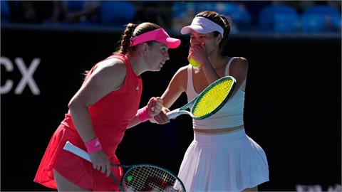 網球(影)/台灣一姊謝淑薇搭檔「O妹」新賽季首戰直闖冠軍戰!瞄準澳網搭配佳