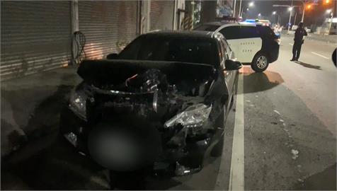 快新聞／高雄街頭深夜飛車追逐 賓士男連人帶車遭惡煞擄走