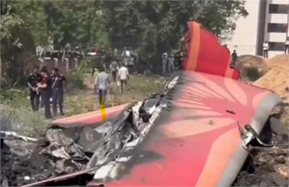 這不是我的家人！印航空難爆「多名罹難者拼裝遺體」家屬打開棺木驚見1幕