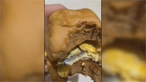 各說各話? 買饅頭夾蛋"含刀片" 業者:與店內剪刀不同款