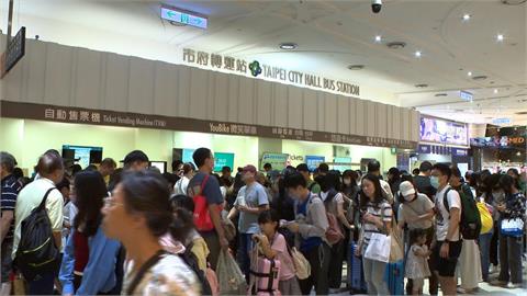 國道交通量較平日增1.3倍　中秋連假首日恐塞到晚上
