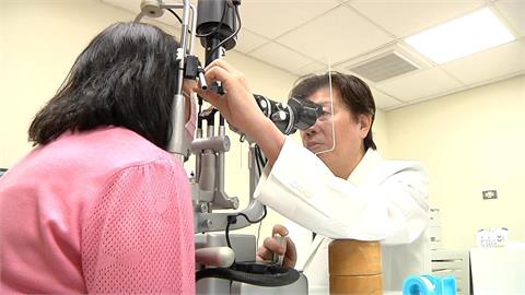 眼皮突然狂跳是好兆頭還是大禍臨頭？醫揭真相：2種情況恐是腦幹腫瘤