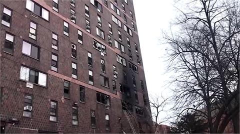 紐約19層公寓大廈遭祝融 19死63傷