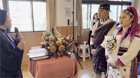 不留遺憾！婚禮搬進醫院病房　癌父見證愛女出嫁「溫馨感人」