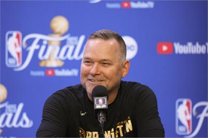 NBA／季後賽前金塊開除最多勝總教練馬龍！美媒指原因：與球隊總經理內鬥