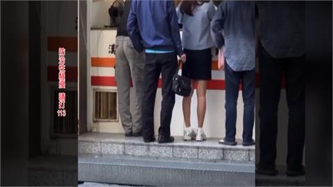 女生注意！中壢攝狼出沒　用「手提袋掩飾」偷拍裙底