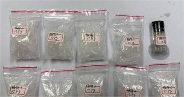 毒蟲駕車竟在路口呼呼大睡　警敲車窗驚見安非他命煙彈