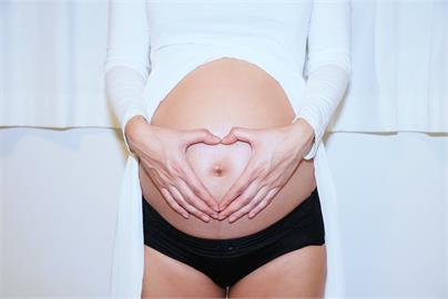 34歲日本暗黑女星爆「懷孕7個月」！認了是當「單親媽媽」達人曝原因
