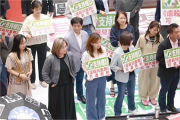 剴剴條款三讀！綠委手舉支持標語卻不贊成「黃國昌條文」　郭昱晴曝原因